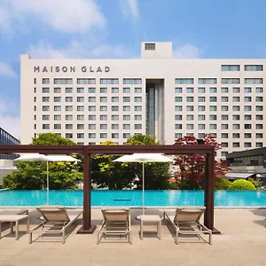 Maison Glad Hotel